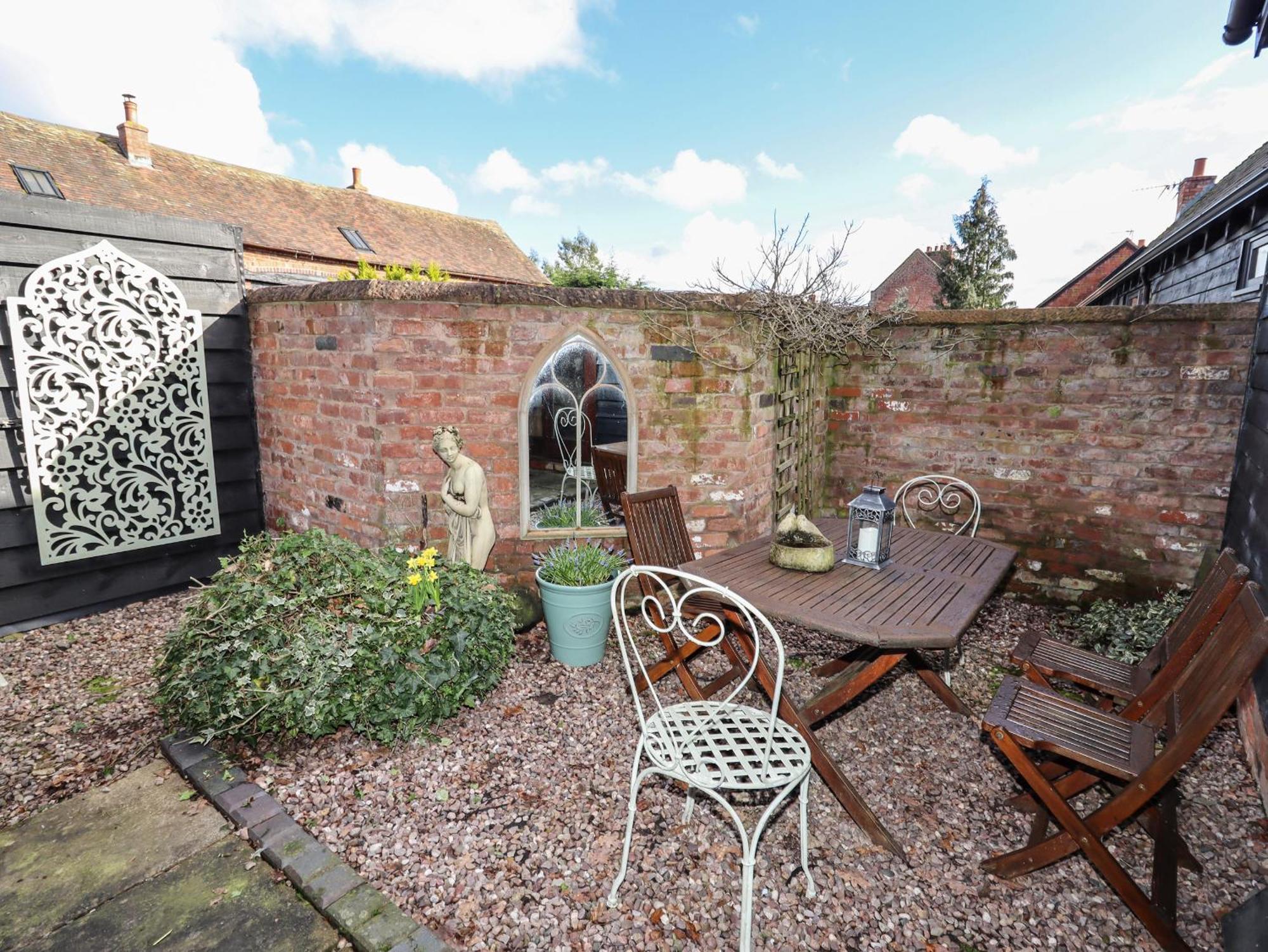The Granary Villa Shrewsbury Exteriör bild
